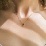 Diamantanhänger in 0,10 Karat, Gelbgold 585 / 14 Karat, mit einer 585ger Goldkette in 42 cm
